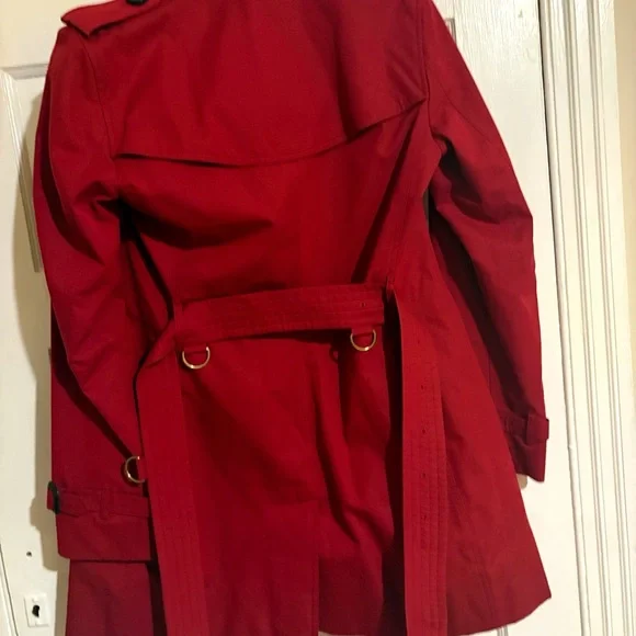 Burberry “ The Kensington” rare Red Trench Coat - Picture 4 of 4
